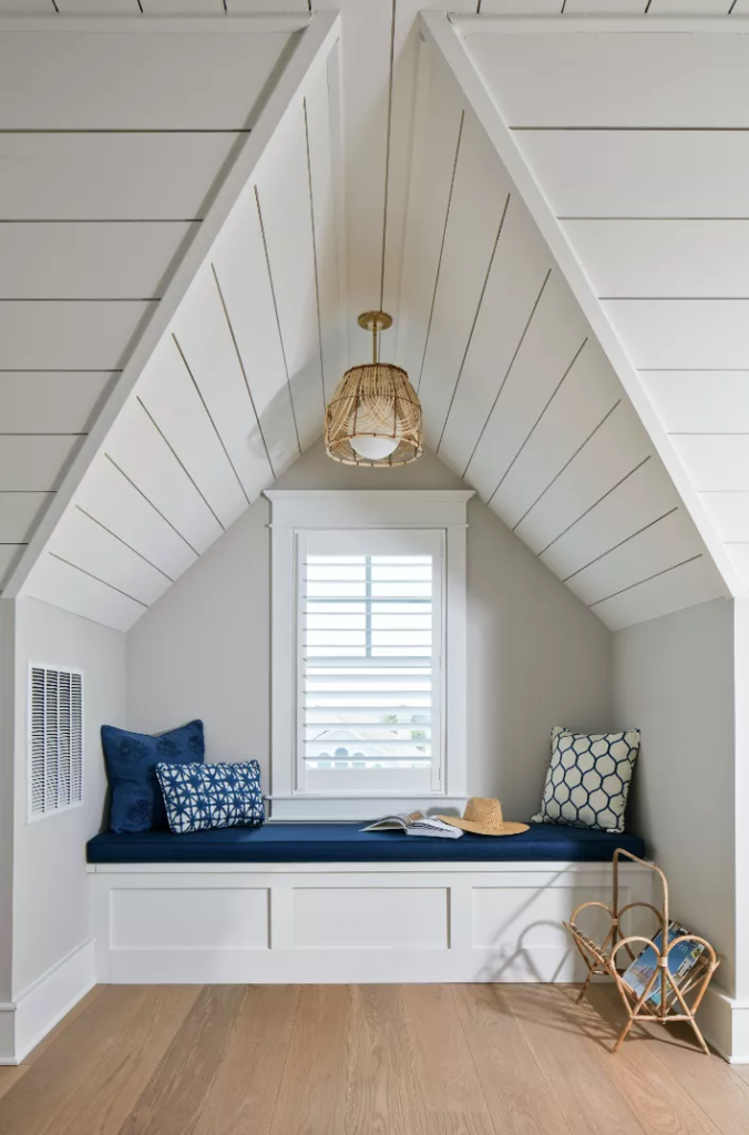 Bright and Sunny Alcove Bed