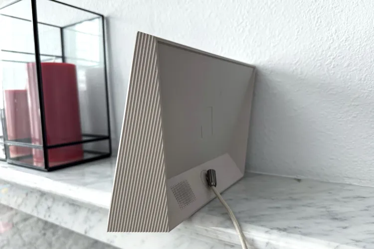 Digital, But With a Traditional Style