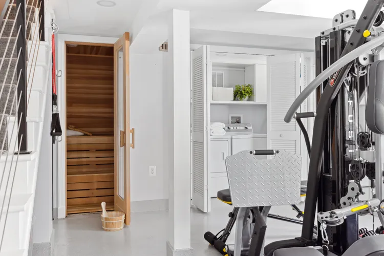 Make a Small Closet Work for You