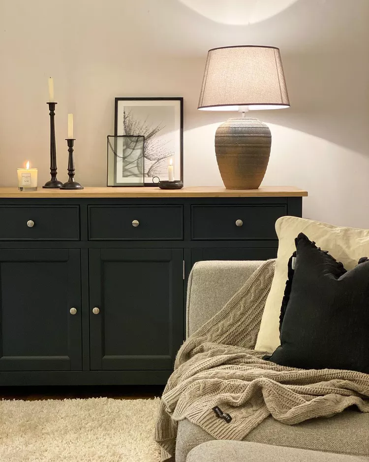 Hide the Clutter Away (or Embrace It)