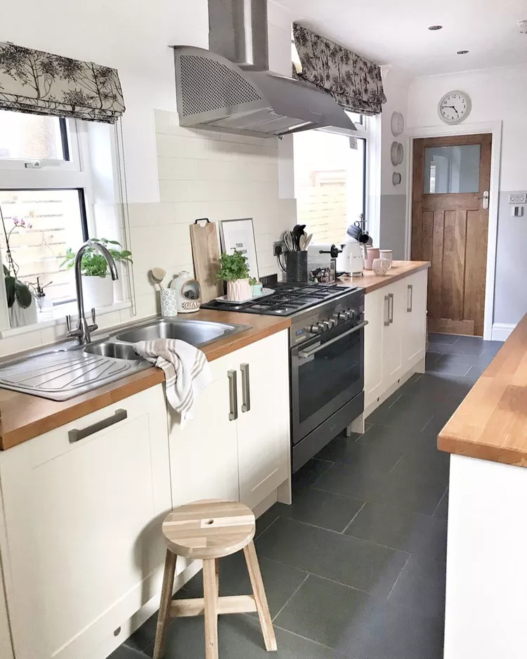 Small Neutral Galley Kitchen