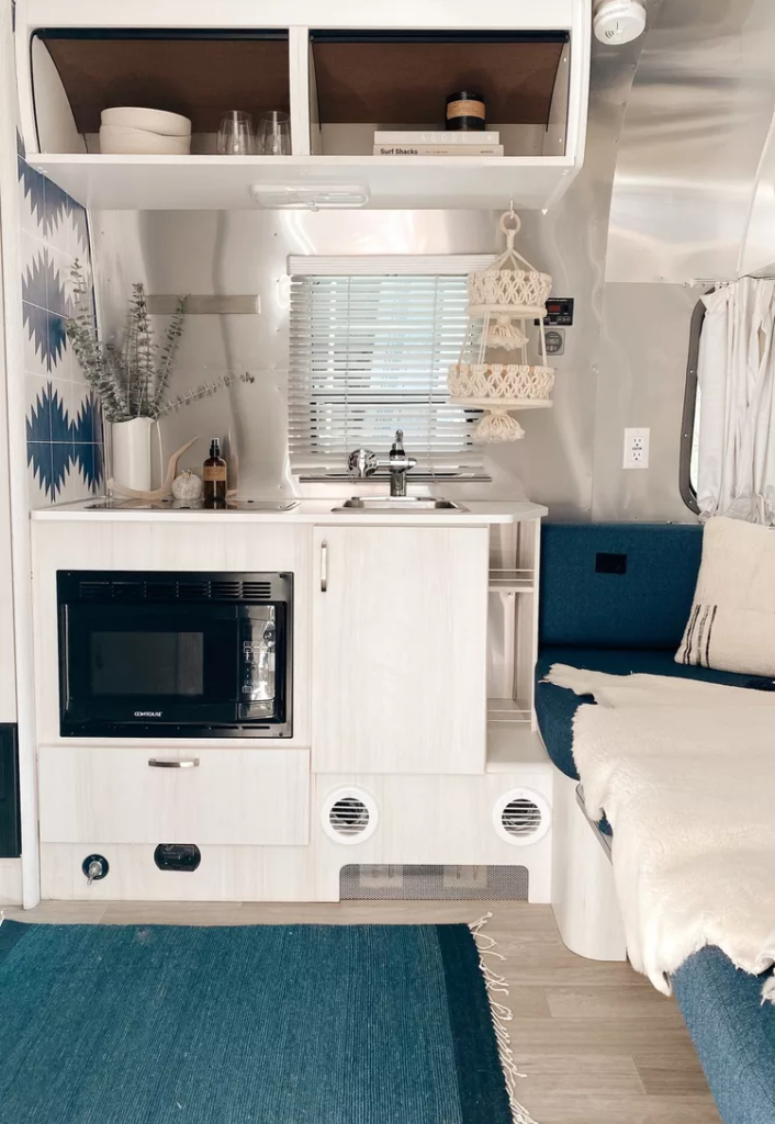 What Is a Kitchenette?