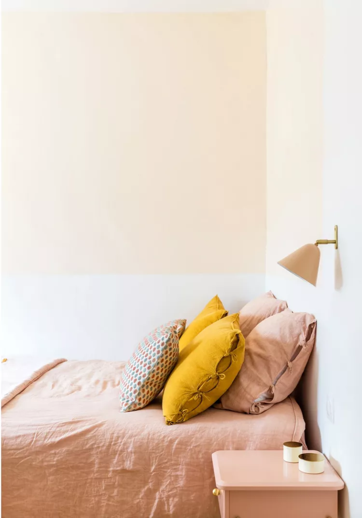 Horizontal Corner Bed