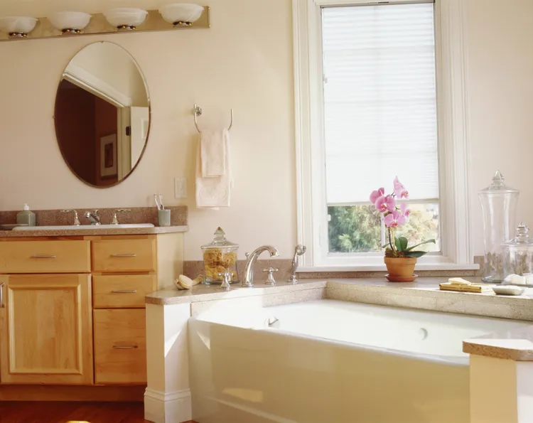 Installing Your Vanity Lighting Incorrectly