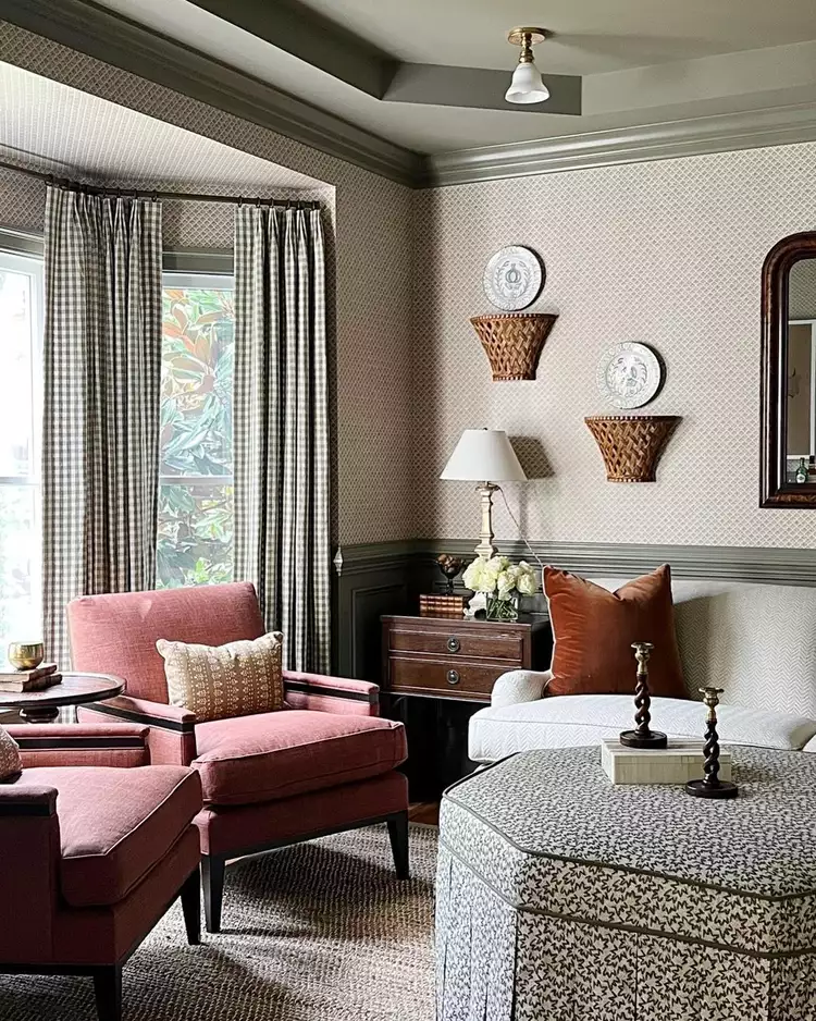 Matching Ceiling and Trim