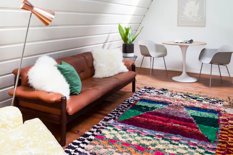 Vintage or Hand-Knotted Rugs