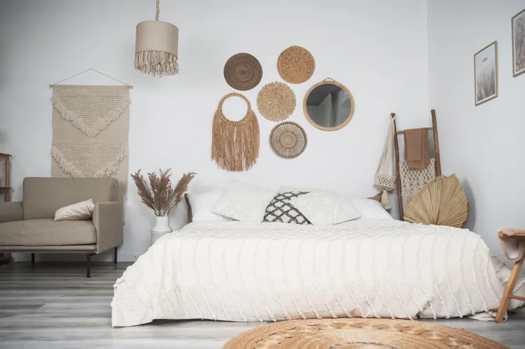 Bright, Cool-Toned White