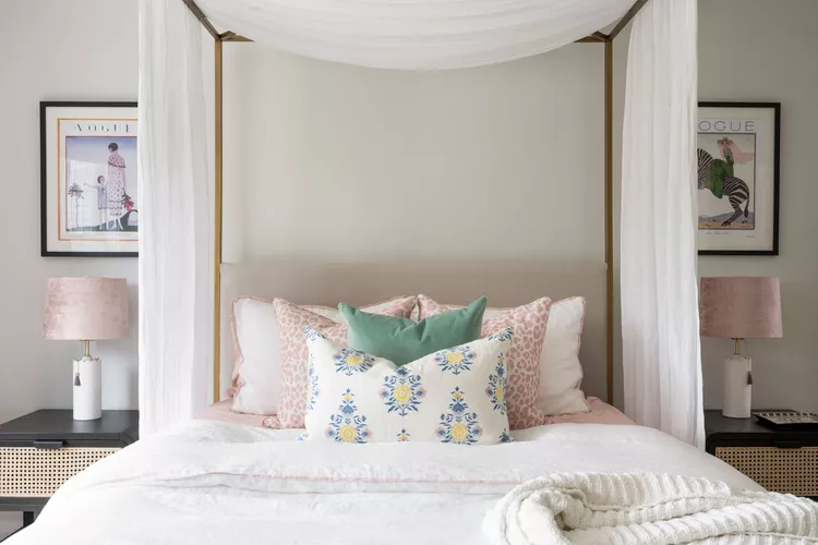 Simple Canopy Bed