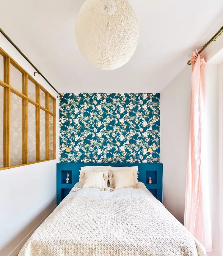 Anchor Bed on the Far Wall